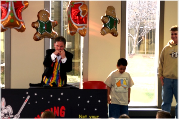 10 lines on magician picture